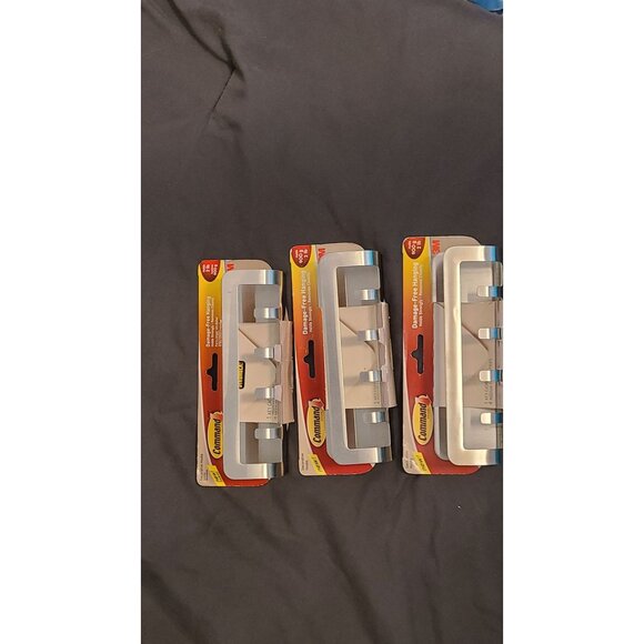 Command 2lb 4 Prongs Utility Hooks Damage Free Wall Hanger NEW - Picture 3 of 3